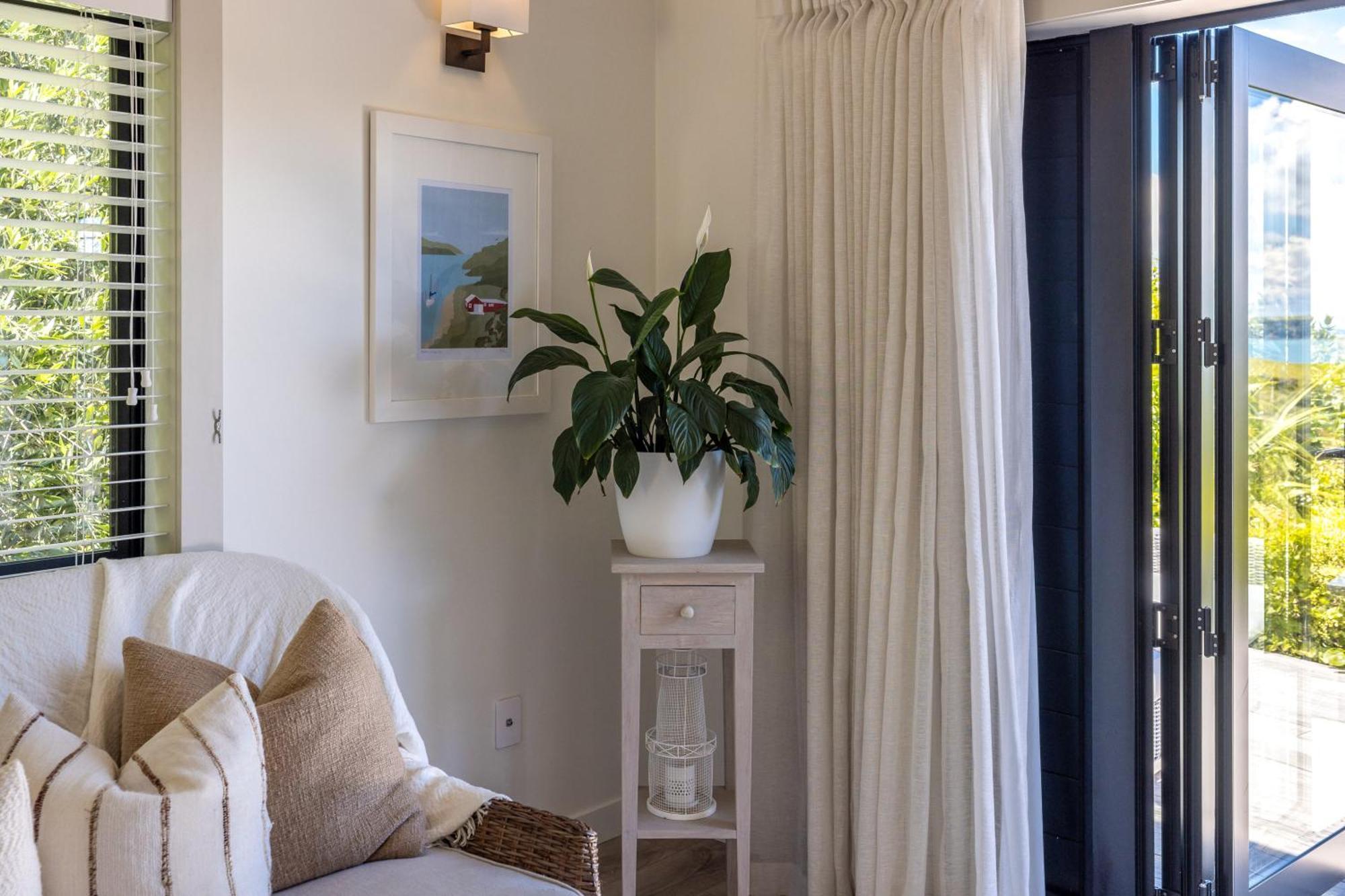 The Moorings Studio Apartments Oneroa Exterior foto
