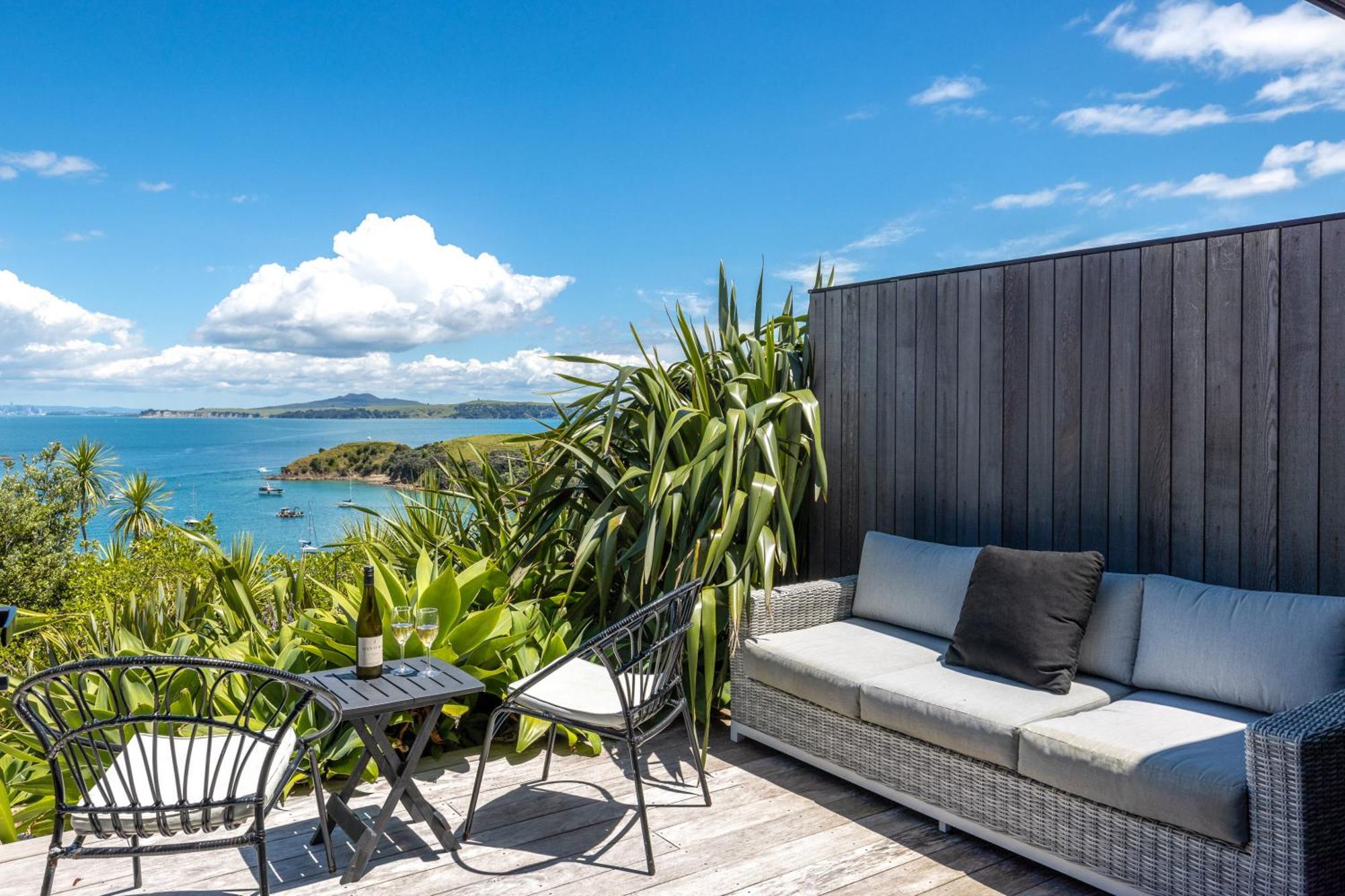 The Moorings Studio Apartments Oneroa Exterior foto